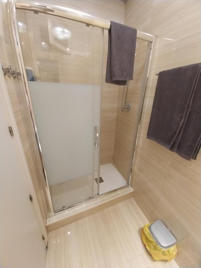 Apartament Centrico Con Patio Madryt